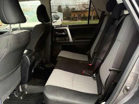 Used 2022 Toyota 4Runner SR5 AWD/4WD image 23
