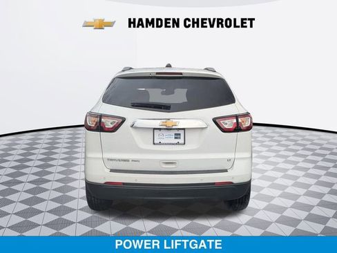 Used 2017 Chevrolet Traverse LT image 4