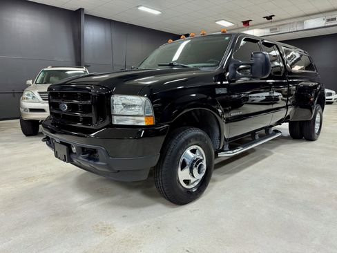 Used 2002 Ford F350 Lariat image 3