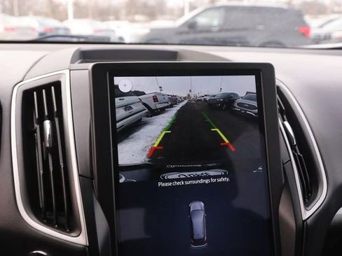 Certified 2024 Ford Edge SEL image 16