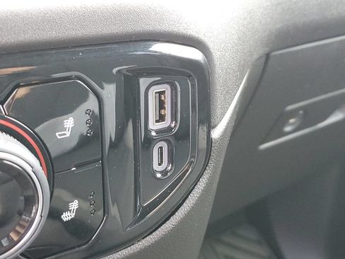 Certified 2024 Chevrolet Silverado 1500 LT AWD/4WD image 23