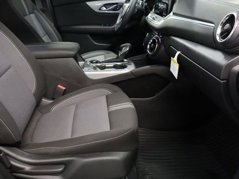 New 2025 Chevrolet Blazer LT w/ Driver Confidence Package image 11