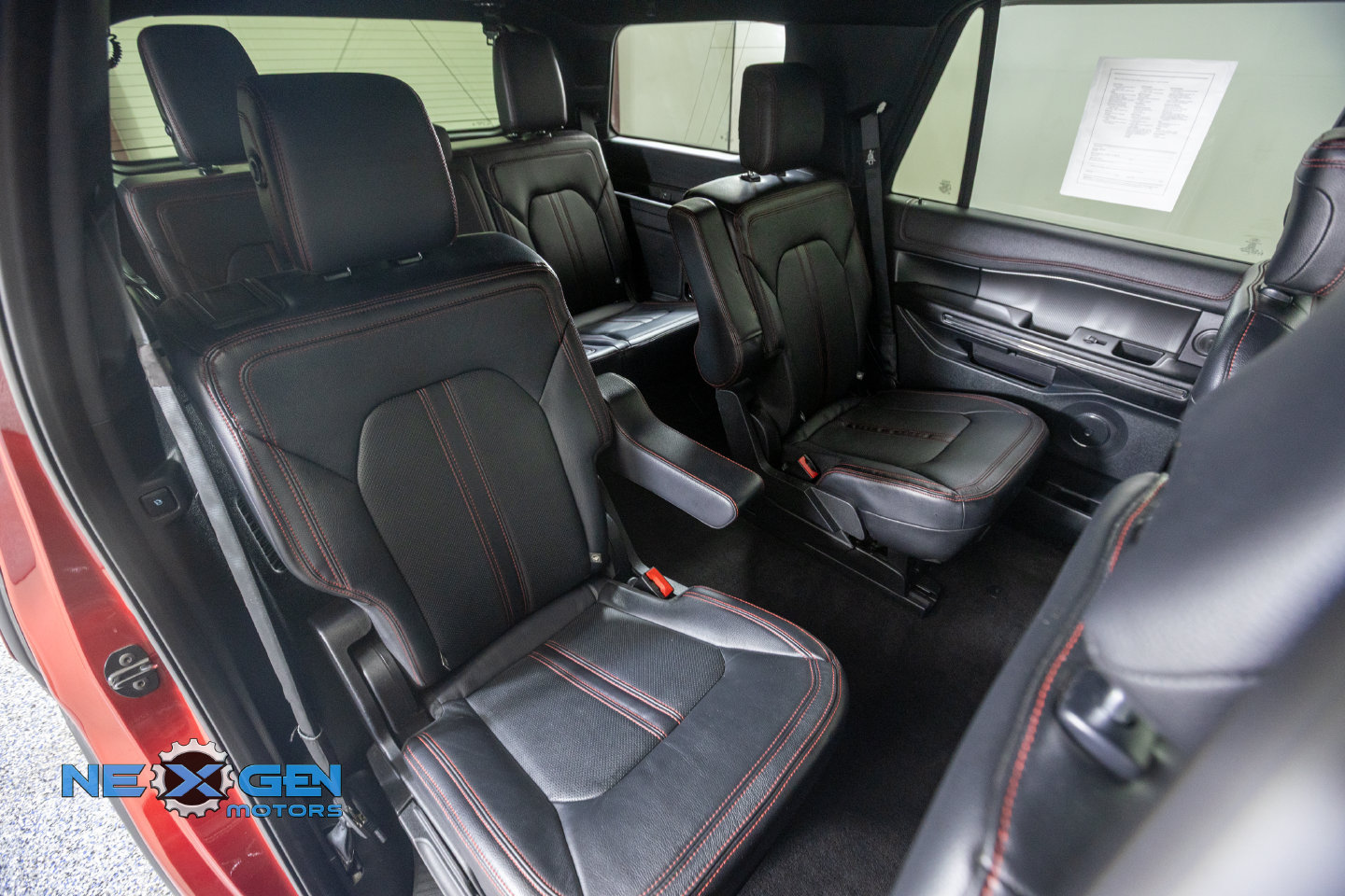 Used 2019 Ford Expedition Limited w/ Equipment Group 303A AWD/4WD image 47