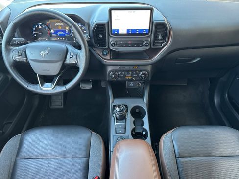 Used 2021 Ford Bronco Sport Outer Banks w/ Outer Banks Package image 14