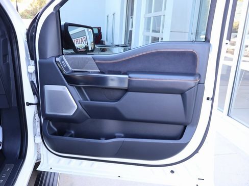 Used 2022 Ford F150 Platinum w/ Equipment Group 701A High image 40