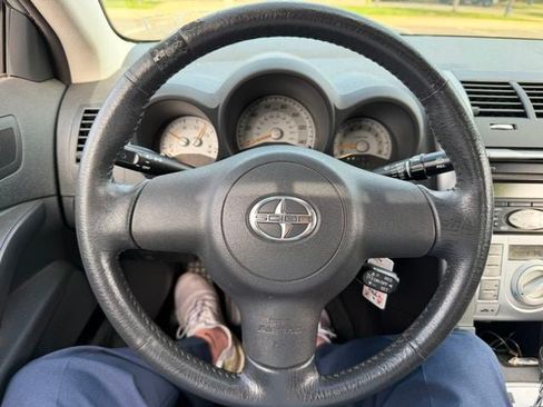 Used 2005 Scion tC FWD image 5