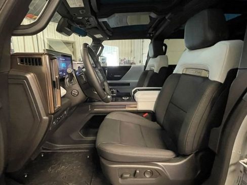 New 2024 GMC Hummer EV 2X image 13