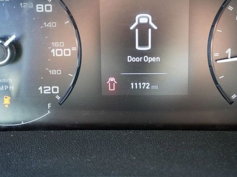 Used 2025 RAM ProMaster 2500 w/ Convenience Group image 27