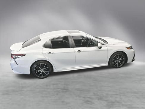 Used 2024 Toyota Camry SE FWD image 53