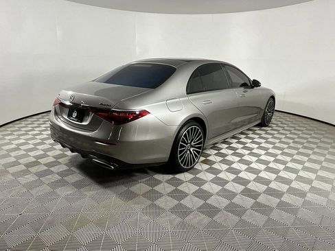 Used 2023 Mercedes-Benz S 500 4MATIC image 4