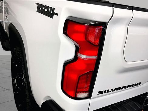 Used 2026 Chevrolet Silverado 2500 LT w/ Trail Boss Package AWD/4WD image 28