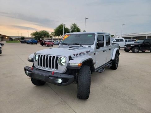 Used 2022 Jeep Gladiator Rubicon w/ LED Lighting Group AWD/4WD image 3