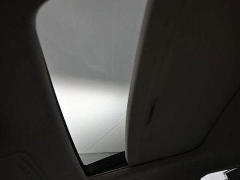 Certified 2024 Honda Accord EX image 18