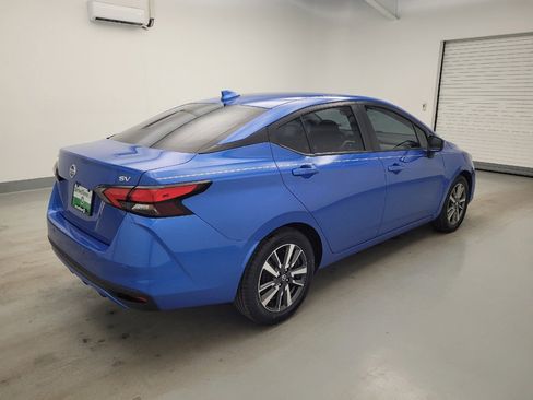 Used 2021 Nissan Versa SV FWD image 10
