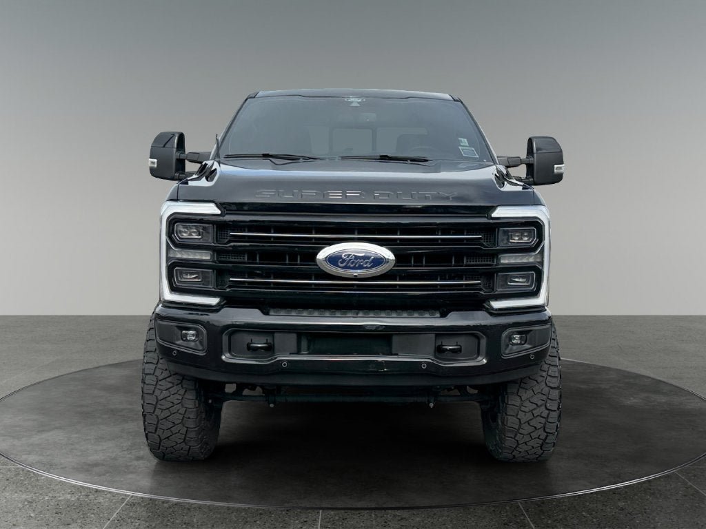 Used 2025 Ford F350 Platinum w/ FX4 Off-Road Package AWD/4WD image 2