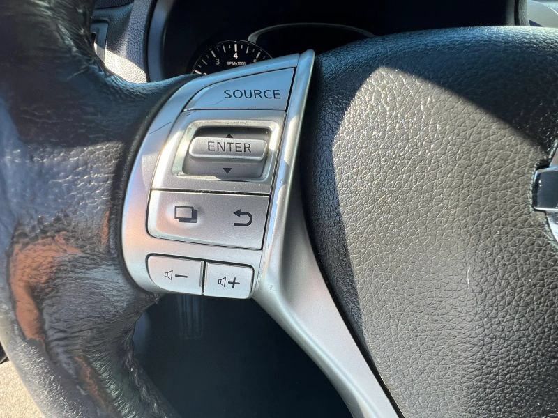 Used 2017 Nissan Altima 2.5 SV FWD image 31