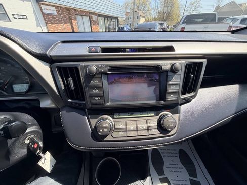 Used 2013 Toyota RAV4 XLE AWD/4WD image 52