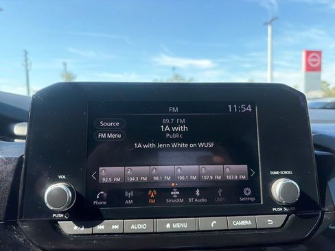 Used 2024 Nissan Pathfinder SV image 35