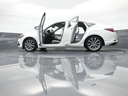 Certified 2025 Acura Integra image 48