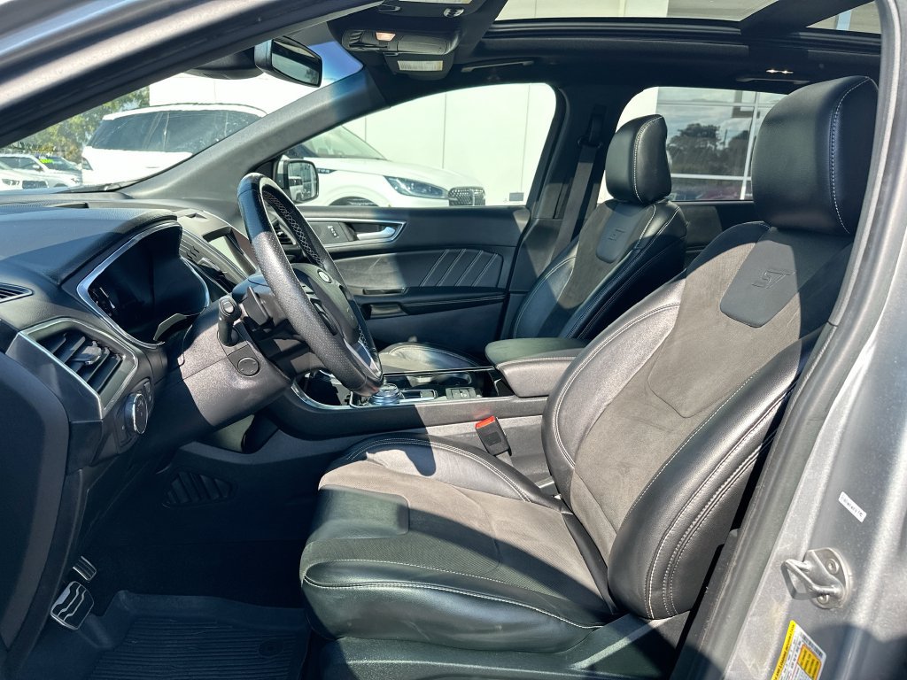 Used 2020 Ford Edge ST w/ Equipment Group 401A AWD/4WD image 8