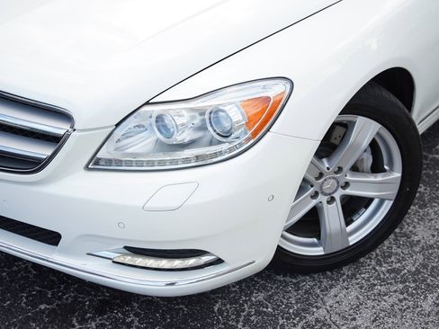 Used 2013 Mercedes-Benz CL 550 4MATIC image 30