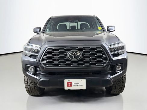 Used 2023 Toyota Tacoma TRD Off-Road w/ Black Out Package (TMS) AWD/4WD image 2