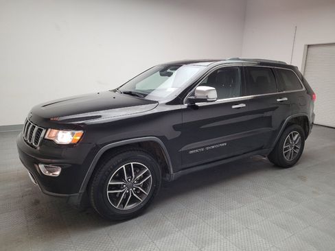 Used 2020 Jeep Grand Cherokee Limited image 2