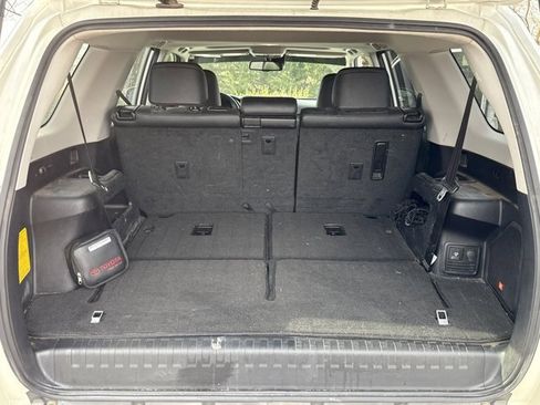 Used 2021 Toyota 4Runner Limited image 6