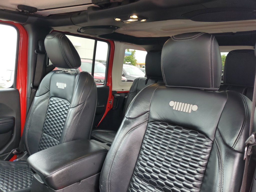 Used 2019 Jeep Wrangler Unlimited Rubicon AWD/4WD image 12