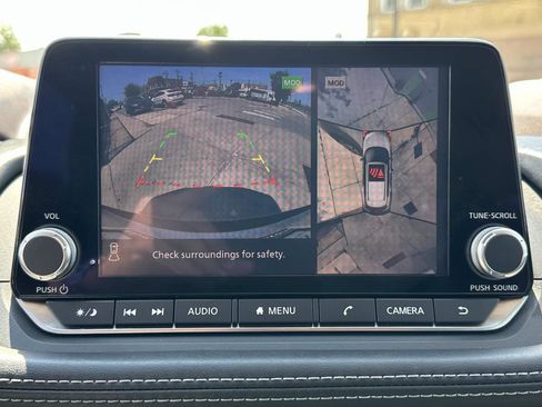 Used 2021 Nissan Rogue SV FWD image 18