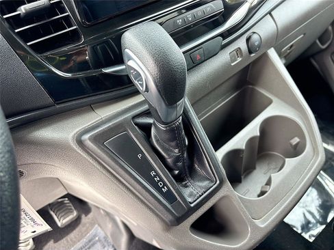 Used 2024 Ford Transit 350 XLT image 17