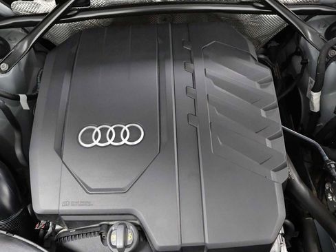 Used 2023 Audi Q5 2.0T Premium w/ Convenience Package AWD/4WD image 37