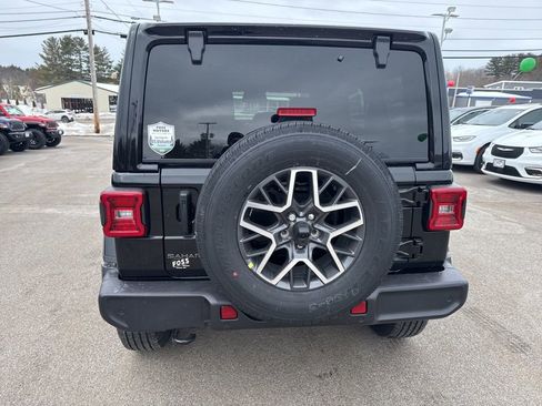 New 2026 Jeep Wrangler Sahara image 4