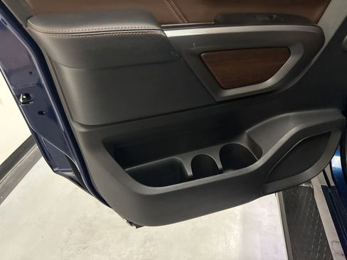 Used 2018 Nissan Titan Platinum Reserve AWD/4WD image 52