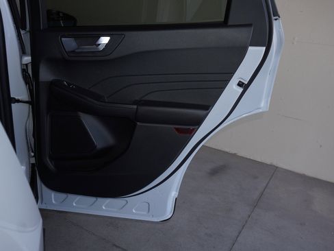 New 2026 Ford Escape SE image 45