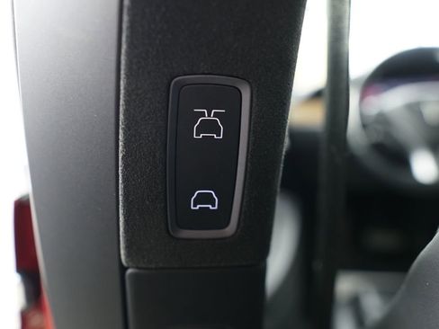 Used 2021 Tesla Model X Long Range AWD/4WD image 34