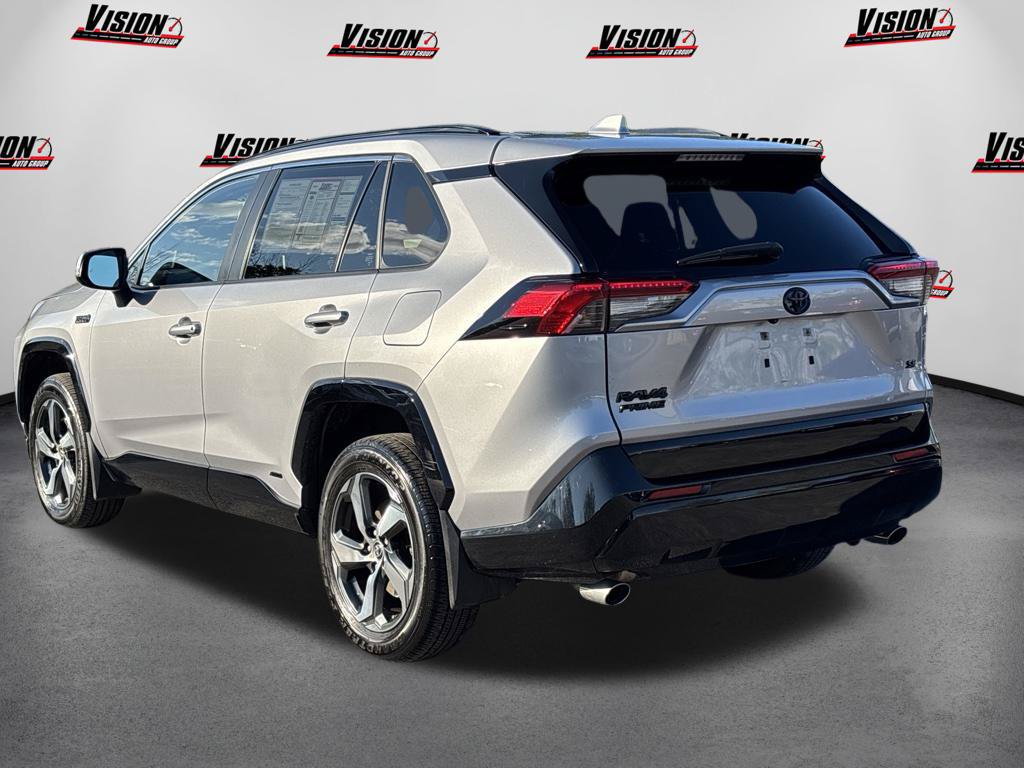 Used 2024 Toyota RAV4 SE w/ Weather & Moonroof Package AWD/4WD image 7