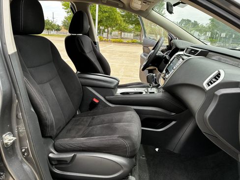 Used 2018 Nissan Murano S AWD/4WD image 16