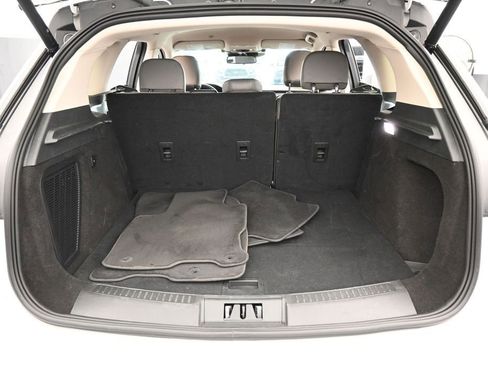 Used 2023 Lincoln Corsair Reserve AWD/4WD image 34