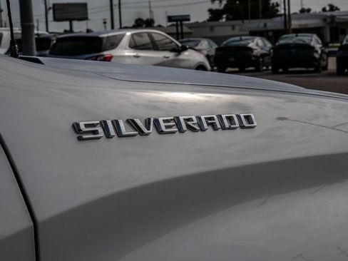 Used 2022 Chevrolet Silverado 1500 Custom RWD image 10