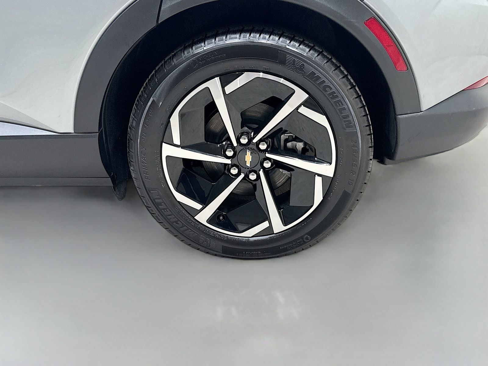 New 2026 Chevrolet Equinox EV LT FWD image 35