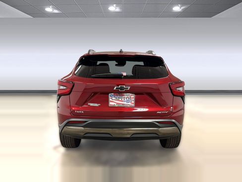 Used 2024 Chevrolet Trax ACTIV w/ Sunroof Package FWD image 9