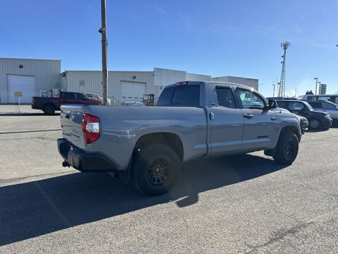 Used 2018 Toyota Tundra SR5 image 6
