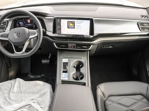 New 2026 Volkswagen Atlas Cross Sport SE image 34