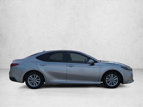 Certified 2025 Toyota Camry LE FWD image 4