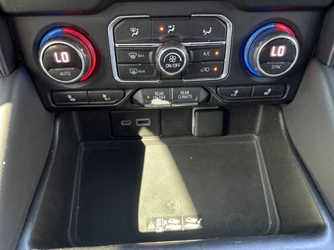 Used 2021 Chevrolet Tahoe RST w/ Luxury Package image 28