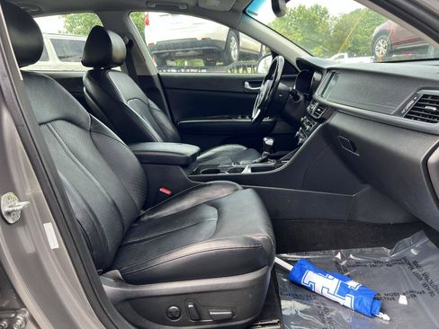 Used 2016 Kia Optima EX w/ Premium Package FWD image 16
