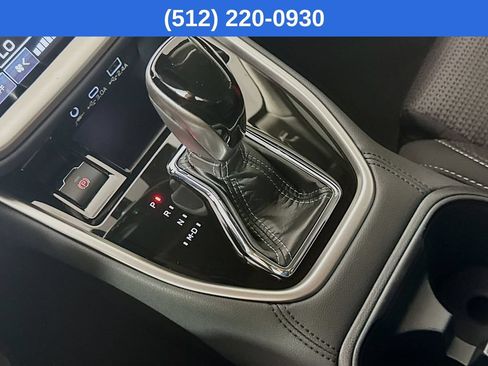 Used 2025 Subaru Outback Premium AWD/4WD image 20