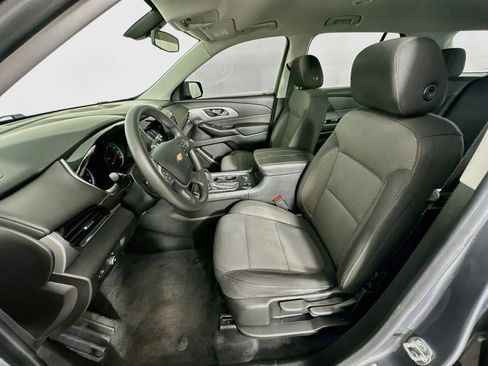 Used 2020 Chevrolet Traverse LS FWD image 13