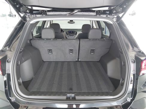 Used 2023 Chevrolet Equinox LT image 27